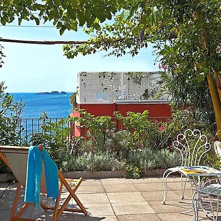 Rosa Bed and breakfast 4*