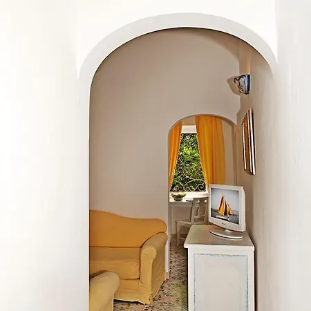 Rosa Oda ve Kahvaltı