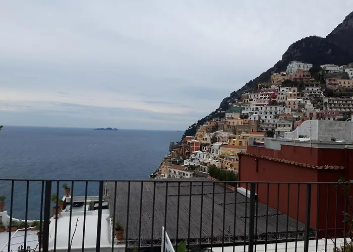 Rosa Bed & Breakfast 4*